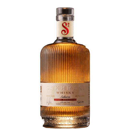 In this photo Sakhrani Sakura Edition — Kersenbloesem, granaatappel & elegantie Mood4whisky